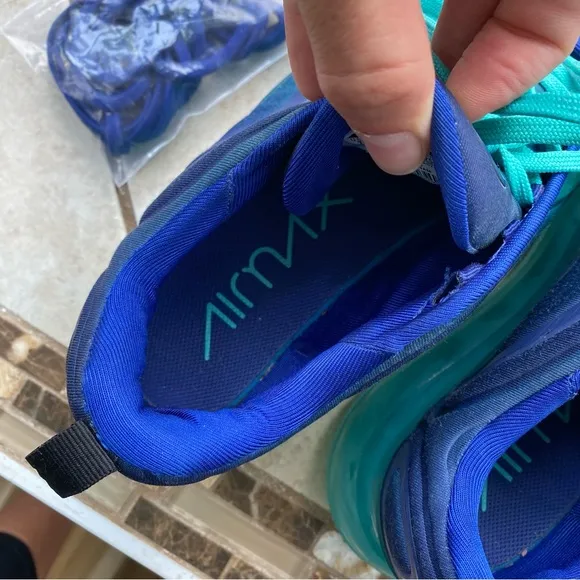Nike Air Max 720 Blue &amp; Turquoise Sneakers Woman's Size 7