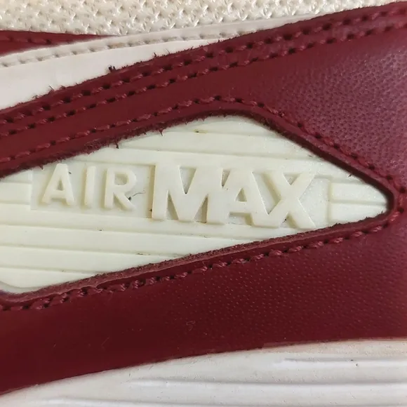 NIKE Air Max 90 White Team Red Metallic Gold Sneakers 2010 Size 12