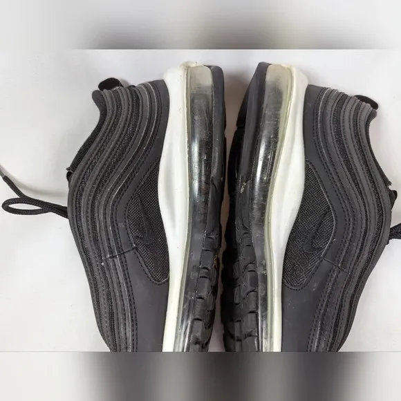 NIKE Air Max 97 Women sz. 9.5 Lifestyle Shoes Sneakers Black White Lace Up LOGO