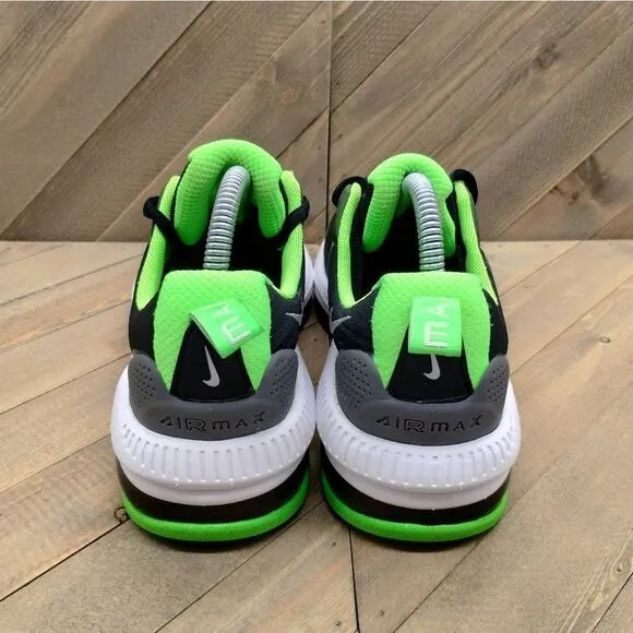Nike Air Max Genome Athletic‎ Sneakers Womens Size 8.5 Black Green Silver Shoes