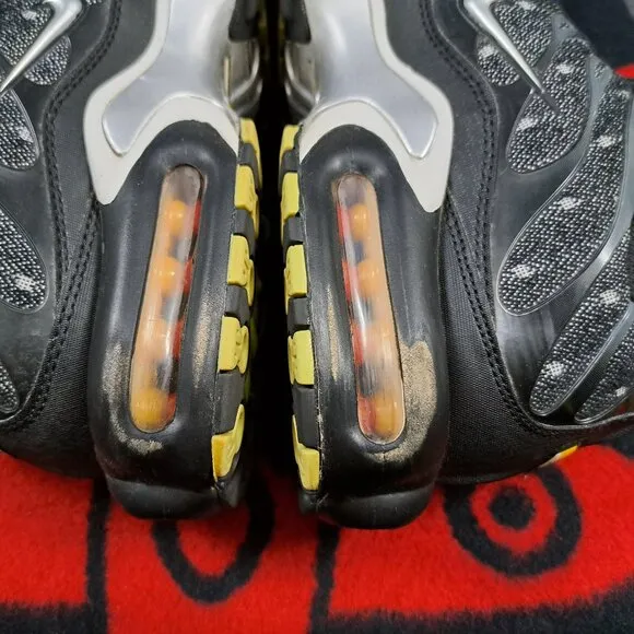 Nike Air Max Plus SE Black Chrome Sneakers DM7570-001, Mens 11.5 Running Shoes