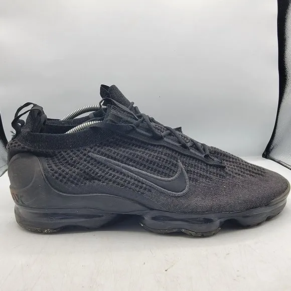 Nike Air Vapormax  Mens Size 12 Flyknit 2021 Triple Black Anthracite DH4084-001
