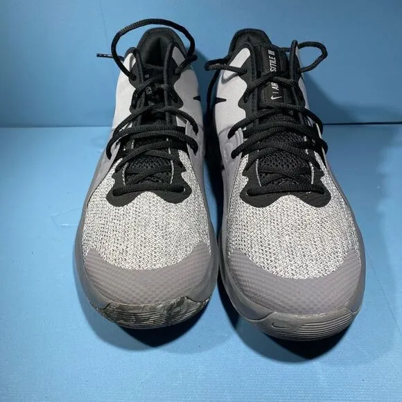 Nike Air Versitile III 3 Mens Atmosphere Grey Shoes Sneakers A04430-011 Size 12