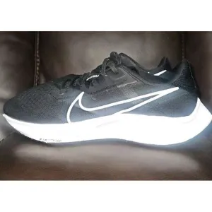 Nike Air Zoom Pegasus 38 Running Sneakers Shoes Black White Women's Size 9