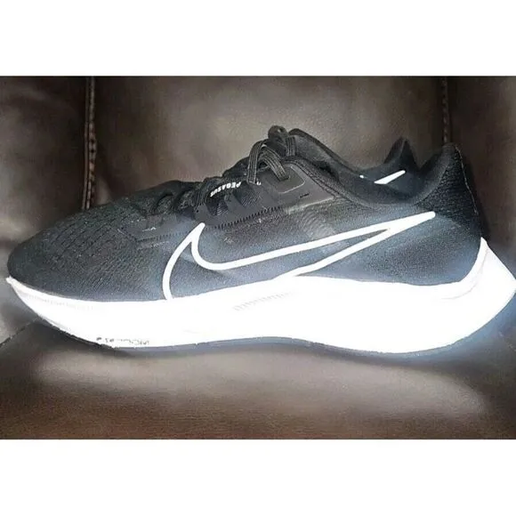 Nike Air Zoom Pegasus 38 Running Sneakers Shoes Black White Women's Size 9