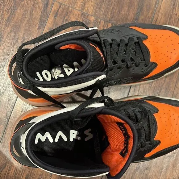 Nike Air Jordan Mars 270 Shoes Size 11.5 Sneakers Shattered Backboard Orange EUC