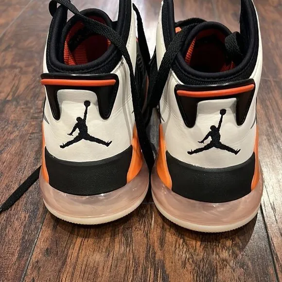 Nike Air Jordan Mars 270 Shoes Size 11.5 Sneakers Shattered Backboard Orange EUC