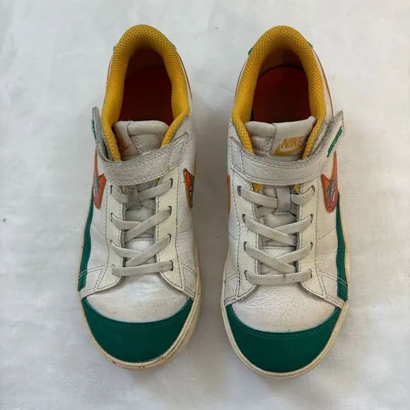 NIKE BLAZER LOW '77 (PS) WHITE-MAGMA ORANGE-SAIL‎ Cartoon Print Shoes 3Y