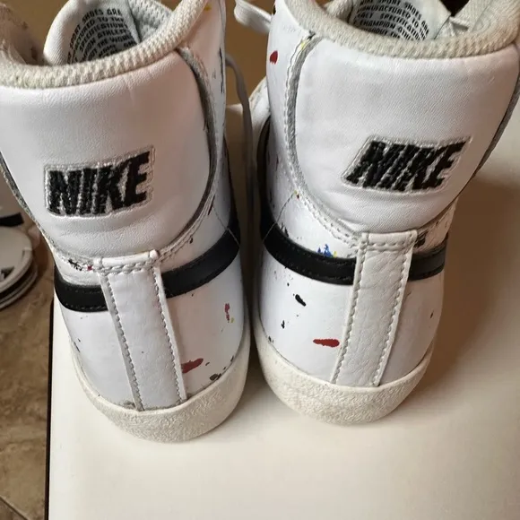 Nike Blazer‎ Mid 77 Paint Splatter Shoes Sneakers DJ2618-100 Sz 4Y