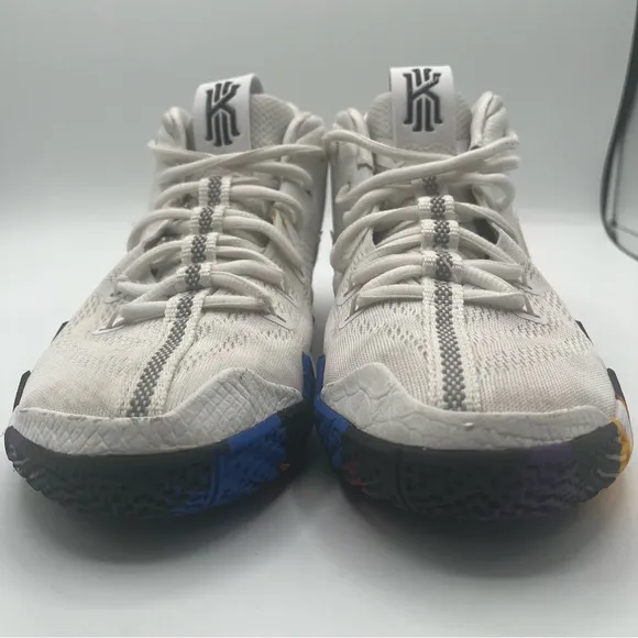Nike Boys Kyrie 4 AA2897-104 White Gray Basketball Shoes Sneakers Size 5Y