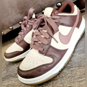 Nike Dunk Low Zoom Air Plum Eclipse/ Coconut Milk Womens Leather Sneakers US 8.5