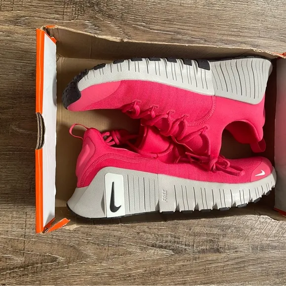 Nike Free Metcon 6 Shoe Aster Pink Womens Sz 11.5 Mens Sz 10 FJ7126-602