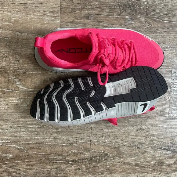 Nike Free Metcon 6 Shoe Aster Pink Womens Sz 11.5 Mens Sz 10 FJ7126-602