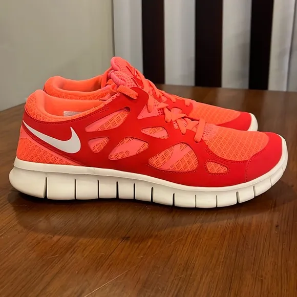 Nike Free Run   2 Shoes Sneakers bright mango sail 443816 806 Womens Size 10.5