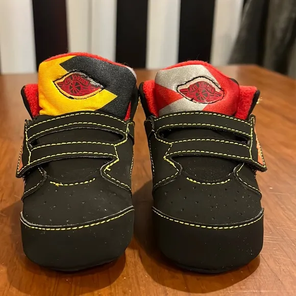 Nike Jordan Sixty Plus gift pack set crib shoes sneakers hat new baby infant 3C