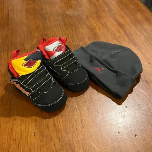 Nike Jordan Sixty Plus gift pack set crib shoes sneakers hat new baby infant 3C