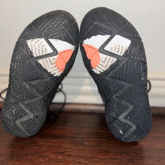 Nike KyBrid Season 2 What The Shoes 6 Youth Black Sneakers