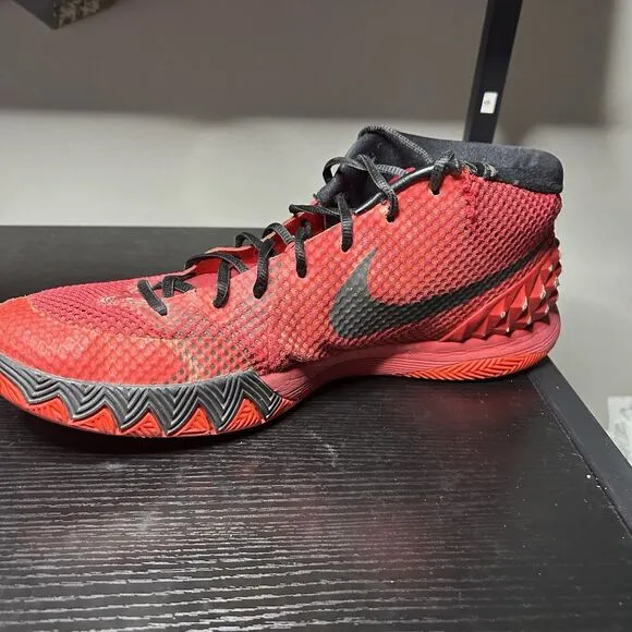 Nike Kyrie 1 Deceptive Red Black Yellow Size 13 Sneakers Shoes 705277-606