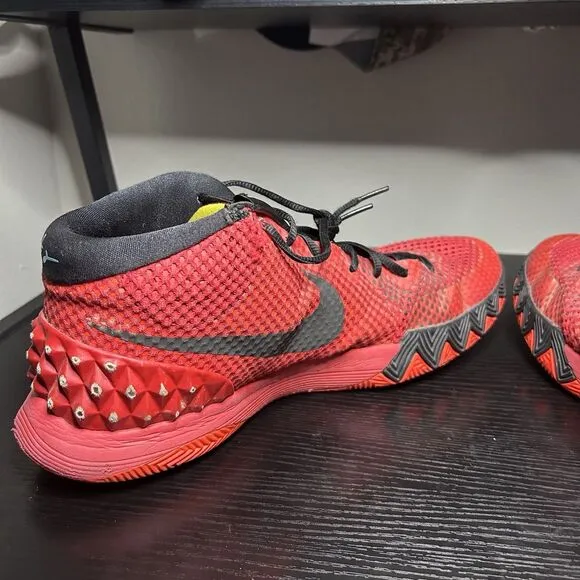 Nike Kyrie 1 Deceptive Red Black Yellow Size 13 Sneakers Shoes 705277-606
