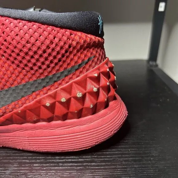 Nike Kyrie 1 Deceptive Red Black Yellow Size 13 Sneakers Shoes 705277-606