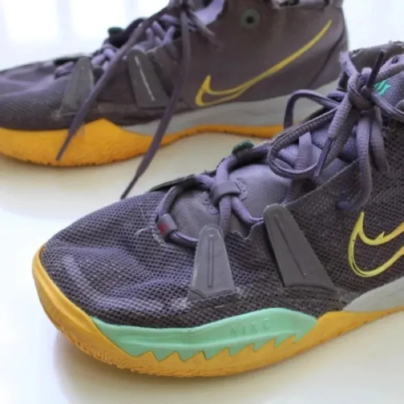 Nike Kyrie Daybreak shoes 7youth