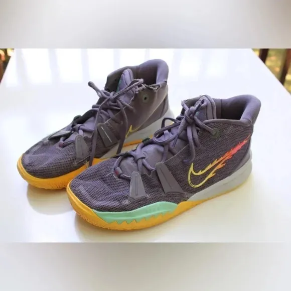 Nike Kyrie Daybreak shoes 7youth