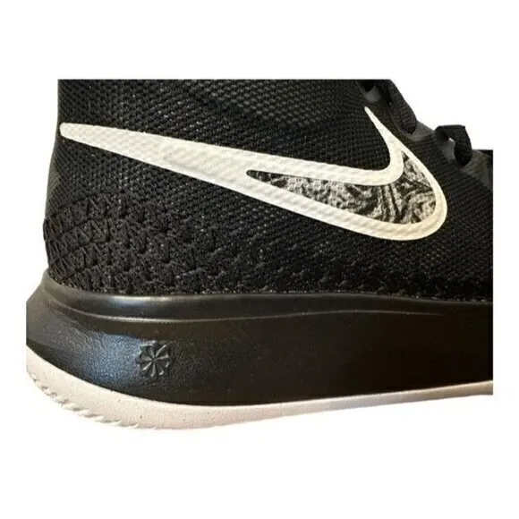 Nike Kyrie Flytrap 6 EP 'Black White' DM1126-001 Men's Size 11.5‎ NWOT