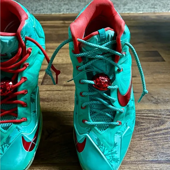 Nike • Lebron 11 • Christmas 2013 • Size 12 Basketball Shoes Sneakers •Green/Red