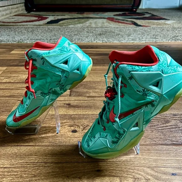 Nike • Lebron 11 • Christmas 2013 • Size 12 Basketball Shoes Sneakers •Green/Red