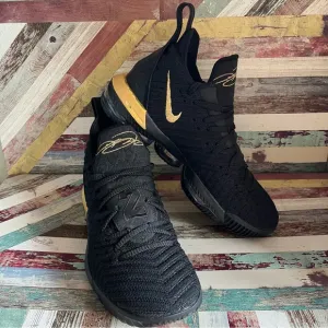 Nike LeBron 16 I'm King Men’s Sneakers EUC Black/Gold #23 RARE Basketball SZE 11