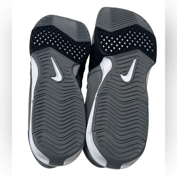 Nike LeBron‎ Witness 8 Basketball Shoes Sneakers Grey Size 18 NWOB