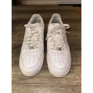 Nike Men's Air Force 1 Low Athletic Shoes Triple White Size 11