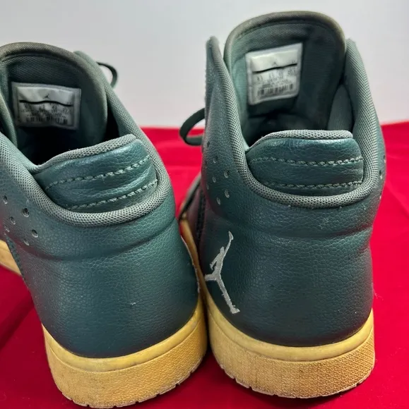 Nike Men's Air Jordan 1 Flight 4 Basketball Shoes Sneakers, Sz 9.5
