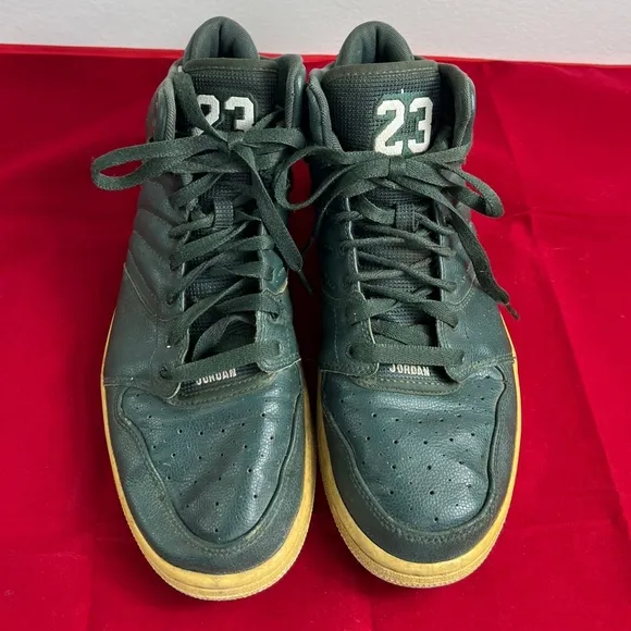 Nike Men's Air Jordan 1 Flight 4 Basketball Shoes Sneakers, Sz 9.5