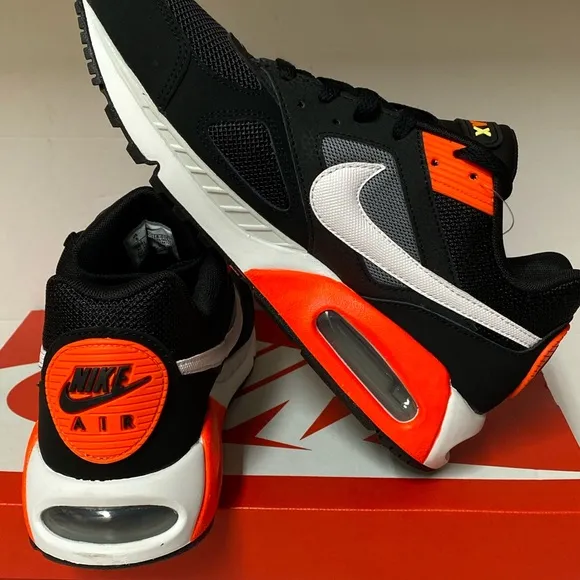Nike Men's Air Max IVO Black Shoes 580518-016 Size 8 US
