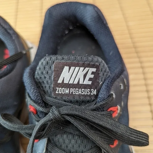 Nike Mens Air Zoom Pegasus 34 880555-014 Black Running Shoes Sneakers Size 11.5