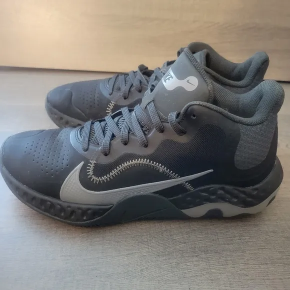 Nike Renew Elevate NBK  Sneakers Size 9‎ Mens Shoes Smoke Gray