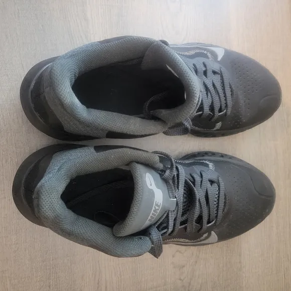 Nike Renew Elevate NBK  Sneakers Size 9‎ Mens Shoes Smoke Gray