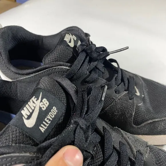 Nike SB Alleyoop Skate Shoes Sneakers Men's 9.5