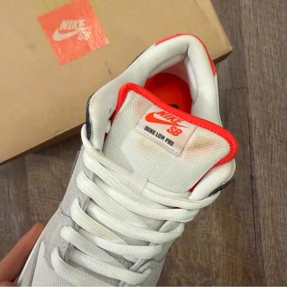 Nike SB Dunk Low AM90 Infrared Orange Label
