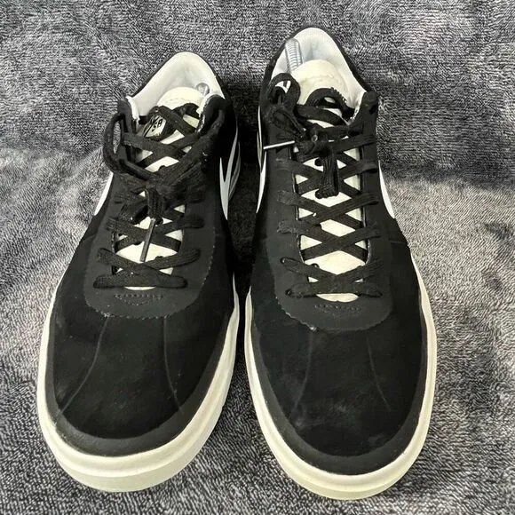 NIKE SB Bruin Hyperfeel Black/White Sneakers. 2016. Size 10