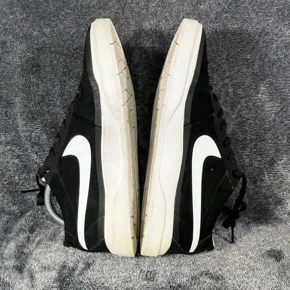 NIKE SB Bruin Hyperfeel Black/White Sneakers. 2016. Size 10