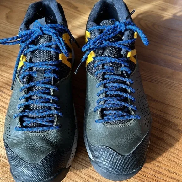 Nike Sneakers Mens 10.5 ACG Okwahn 2 Sequoia Shoes