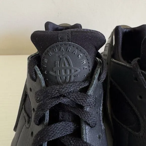 Nike Sportswear Air Huarache Triple Black Men's Size 8 Sneakers Shoes DD1068-002