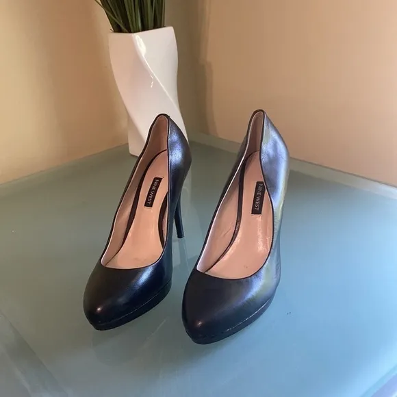 Nine West Black Leather Platform Heels Size 9