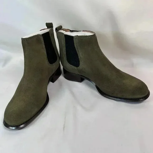 Nine West Jara Chelsea Size 5.5 Women Suede Boots Green Pull On Comfort Casual