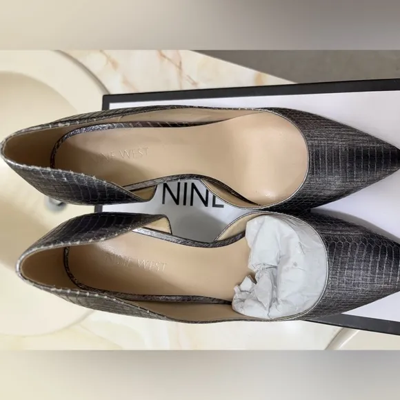 Nine West Silver Pewter Snake Print D'Orsay Chic Dress Heels Shoes Pumps 8 w/Box