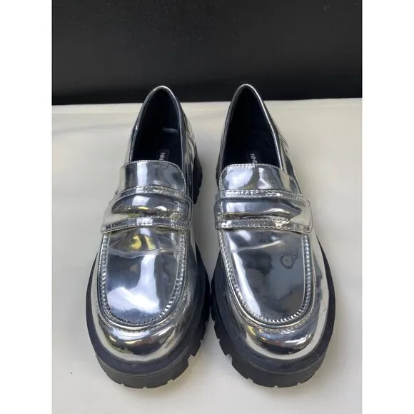 Nine West Women's Silver Chunky Heel Shoes/Loafers Size 7.5 SKU 5986