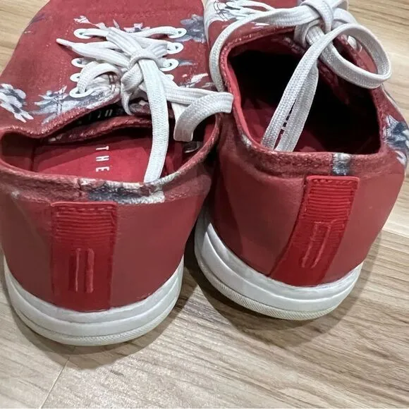 NoBull Red Floral Canvas Sneakers Shoes Women’s 7.5