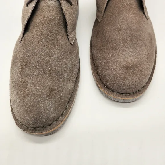 Nordstrom chukka boots men's 9.5M beige cream suede preppy business casual